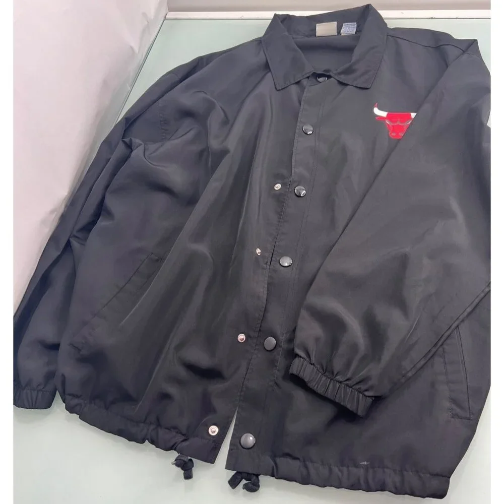 Vintage NBA Chicago Bulls Windbreaker Mens XL Warm Up Jacket Snap Front Black